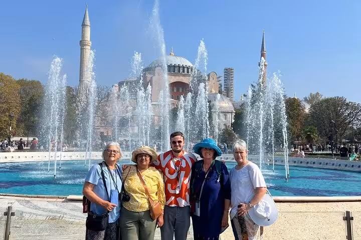 Private Istanbul shore excursion at Hagia Sophia fountain, Sultanahmet Square with guide and travelers