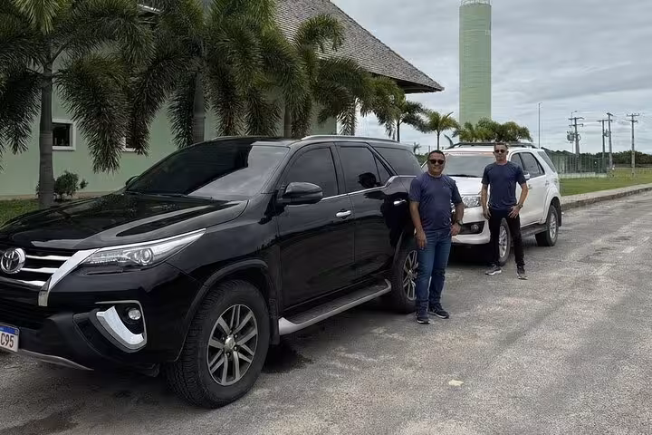 Private SUV airport transfer at Jericoacoara Airport, comfortable ride for hotel pickup and drop-off