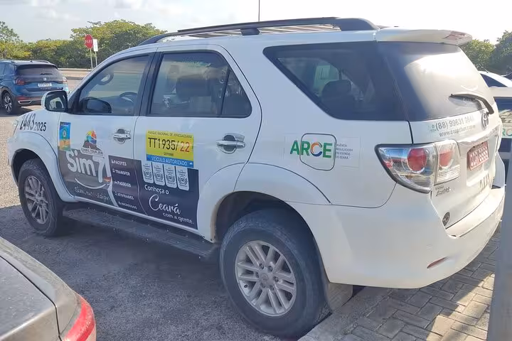 Licensed Sim7 Toyota Fortuner SUV ready for Jericoacoara to airport transfer guided reliable service