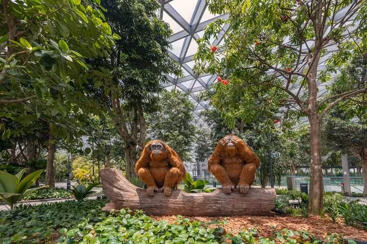Orangutan sculptures in Jewel Changi Airport Canopy Park garden, complimentary with Walking Net entry