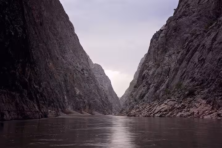 Dramatic canyon river scenery near Kemaliye on an all-inclusive private guided 2-day tour from Erzincan