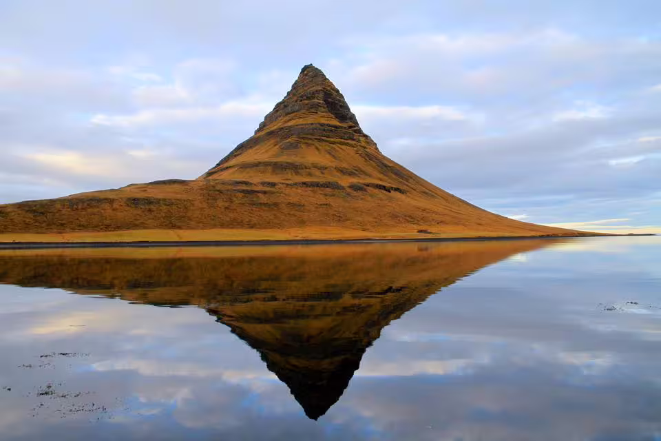 Kirkjufell mountain