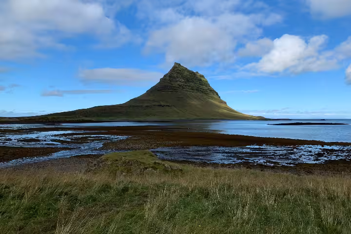 Kirkjufell mountain
