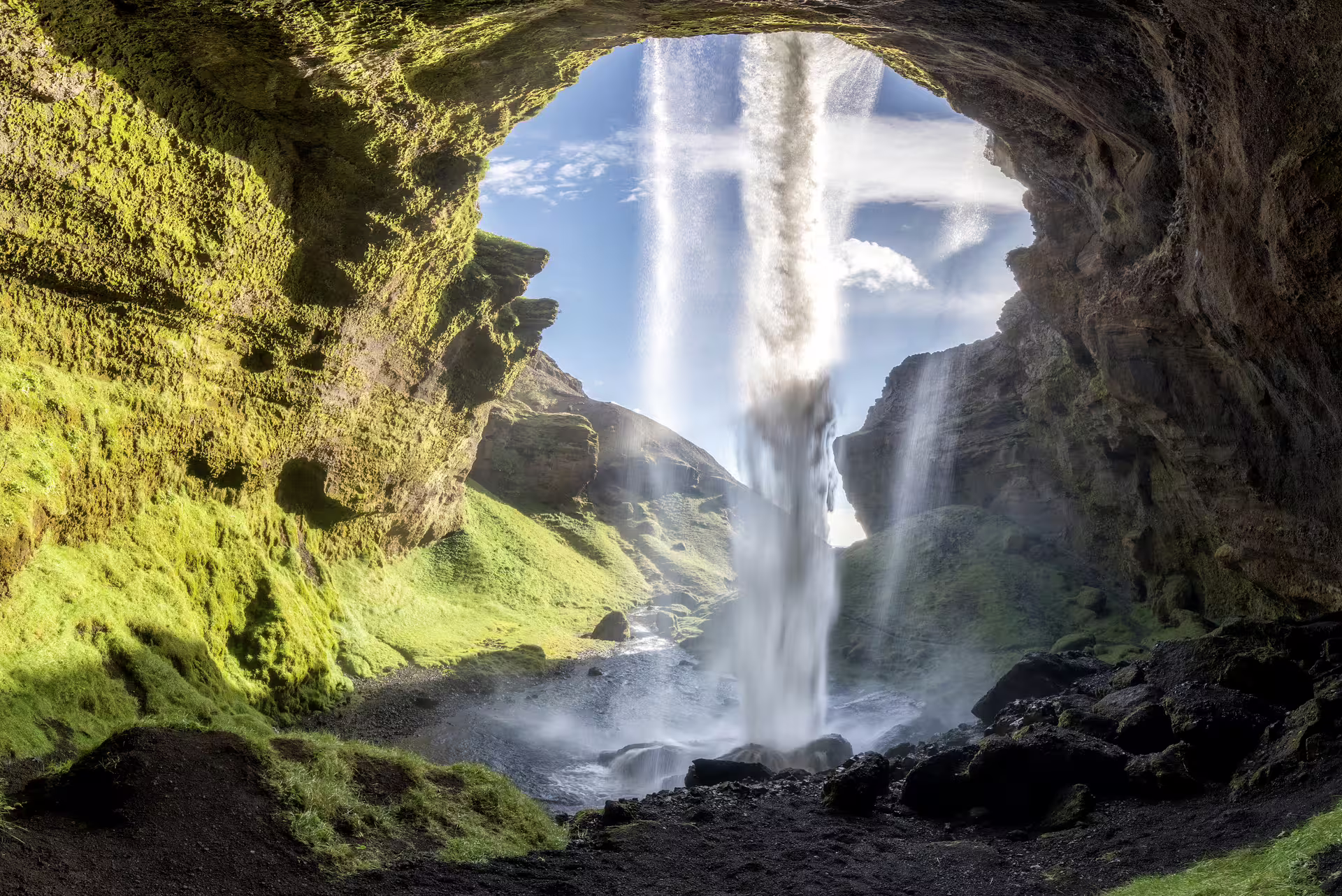 Kvernufoss waterfall