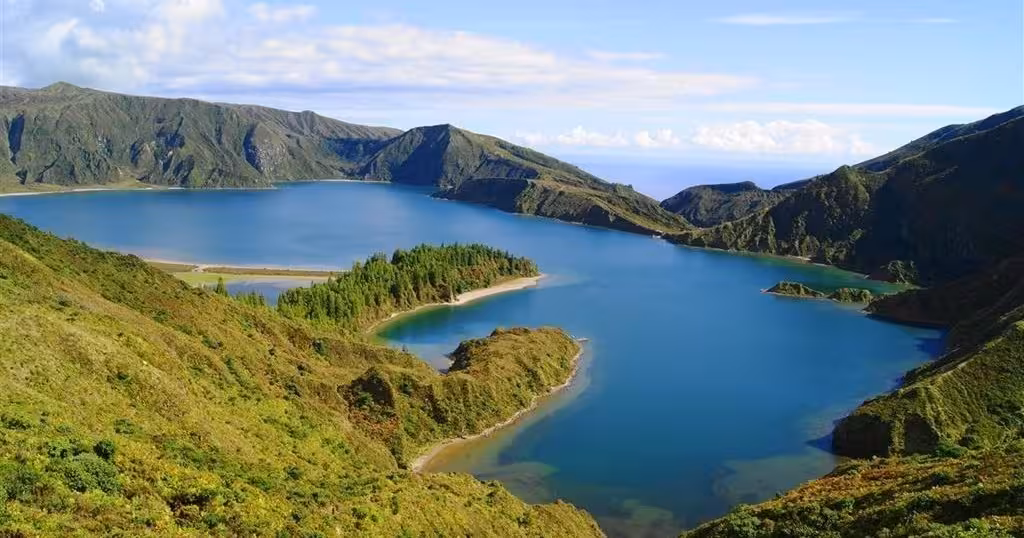 Panoramic view of Lagoa do Fogo crater lake in São Miguel, Azores on a full-day guided walking tour