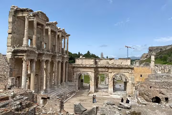 Library of Celsus and ancient arches in Ephesus on Istanbul to Ephesus full-day private tour with flights