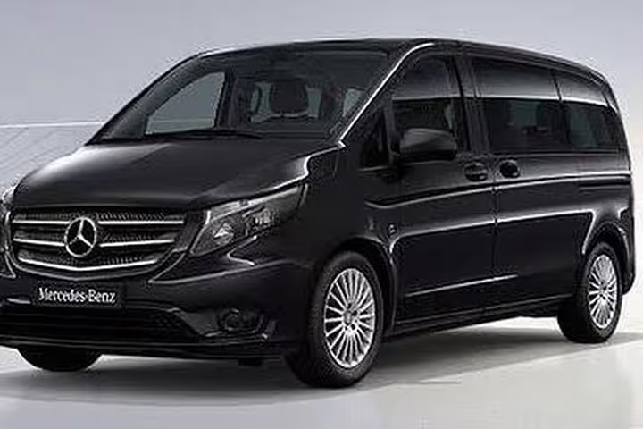 Luxury Mercedes van for private transfer from Izmir to Fethiye, comfortable door-to-door ride in Turkey