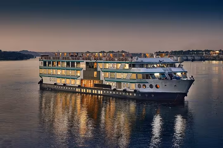 Luxury Nile cruise at sunset on Luxor to Aswan 5 days 4 nights Egyptian treasures tour with onboard dining
