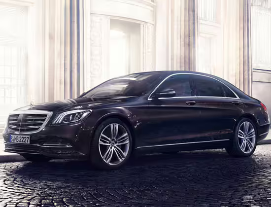 Luxury black sedan used for private DIRECT transfer between Naples and Capri, offering premium comfort and style