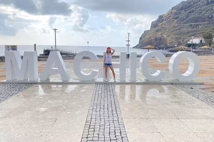 Collage showcasing Madeira's scenic landscapes, traditional Santana houses, flower markets, and seascapes.