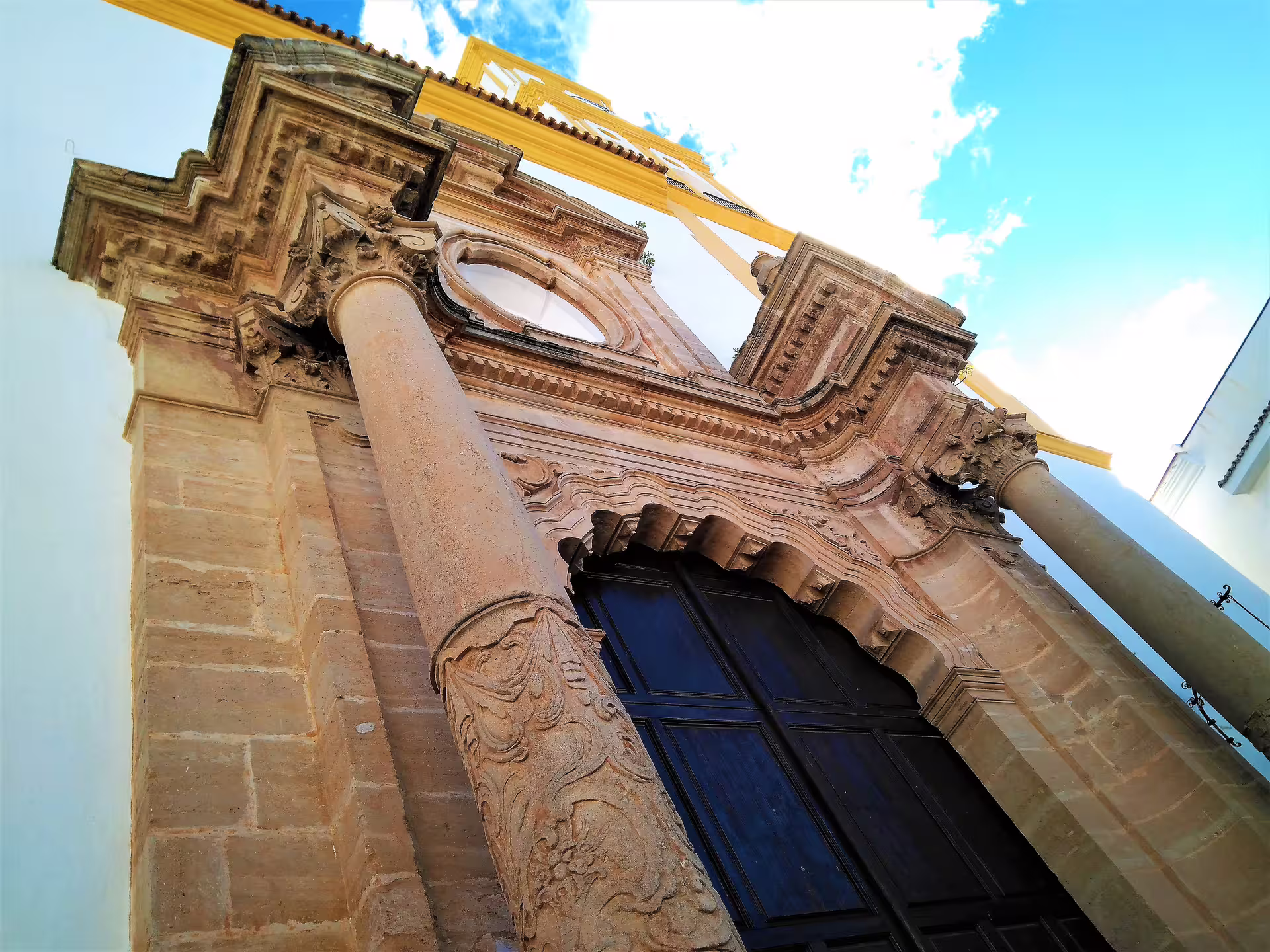 Baroque church façade in Marbella Old Town, seen on a private full-day Marbella & Mijas tour with hotel pick-up