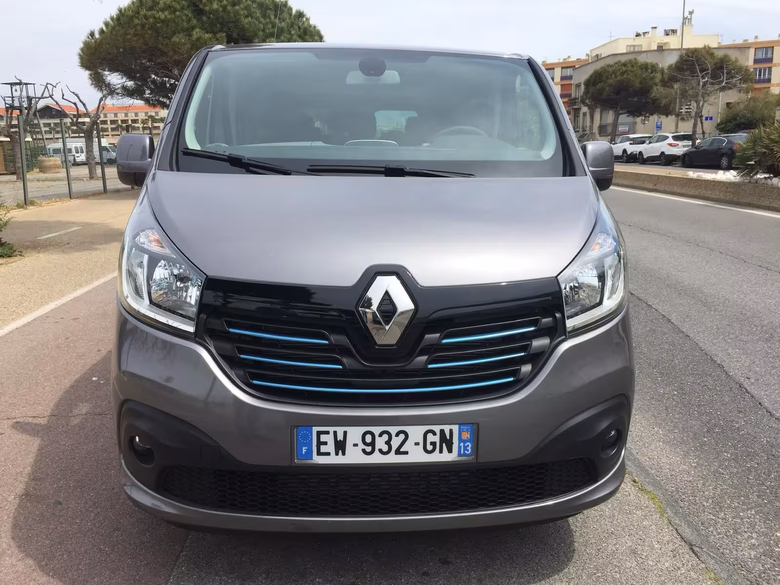 Front view of private van for Marseille Provence Airport transfer to train station, port or hotel in Marseille