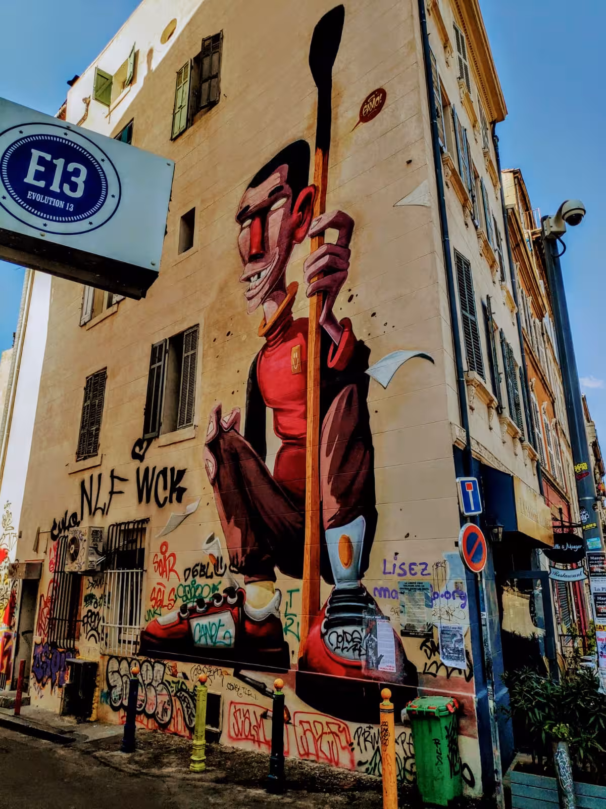 Colorful street art mural in Marseille Cours Julien, a highlight of the Live Marseille like a local 3-day tour