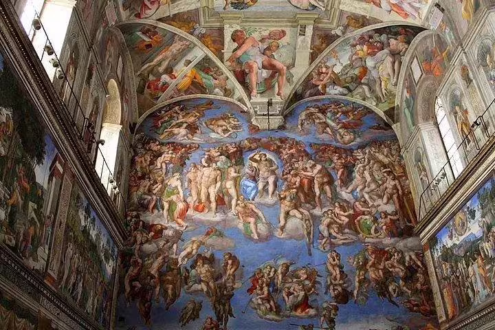 Close-up of Michelangelo’s Last Judgment fresco in the Sistine Chapel, a highlight of Vatican Papal Audience skip-the-line tours