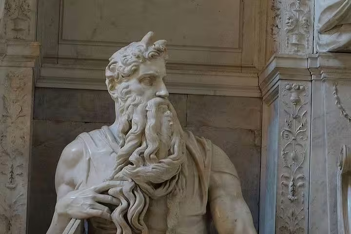 Michelangelos Moses marble statue at San Pietro in Vincoli church during Monti Rome street food sightseeing tour