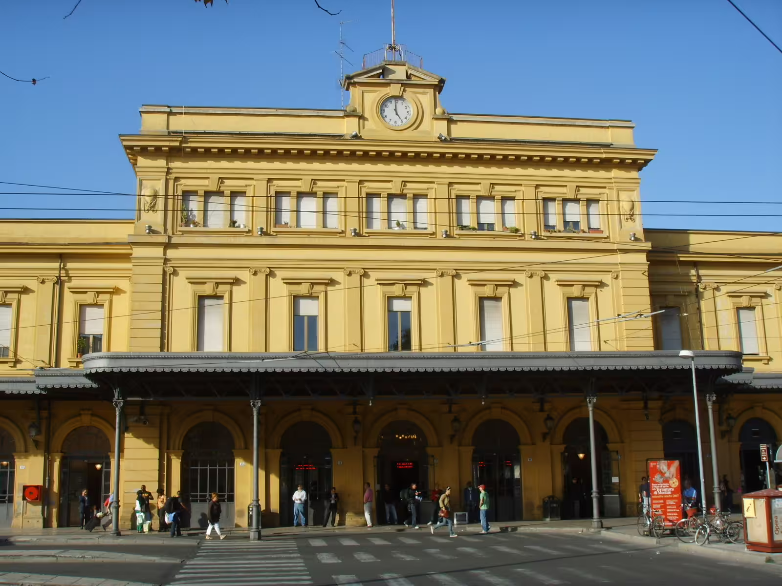 Modena train station meeting point for bus transfer to Ferrari Maranello and Enzo Ferrari Museum visit