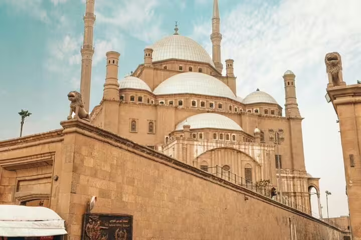 Mohamed Ali Mosque in Cairo Citadel under blue sky, included in 2-day private Giza and Cairo tour