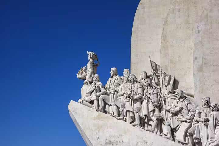 Monument of the Discoveries in Lisbon, a highlight of the 7-day guided tour from Madrid to Portugal.