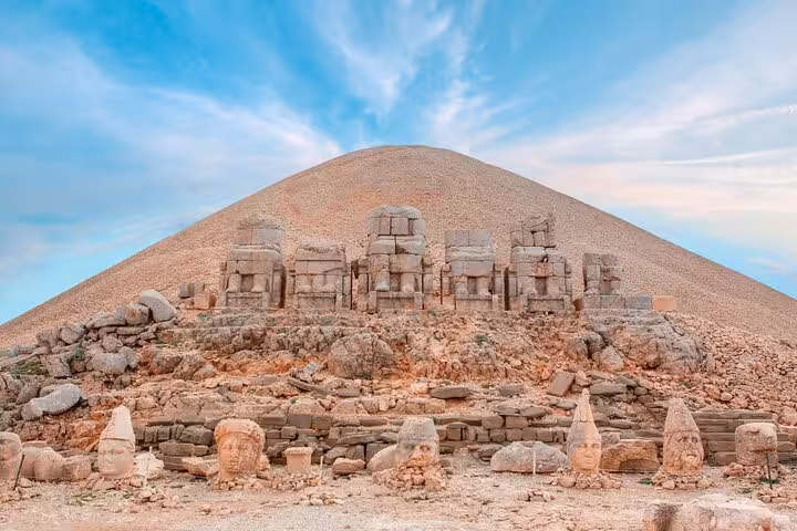 Mount Nemrut tumulus and seated stone gods, Commagene Kingdom ruins on 2-day 1-night tour from Istanbul