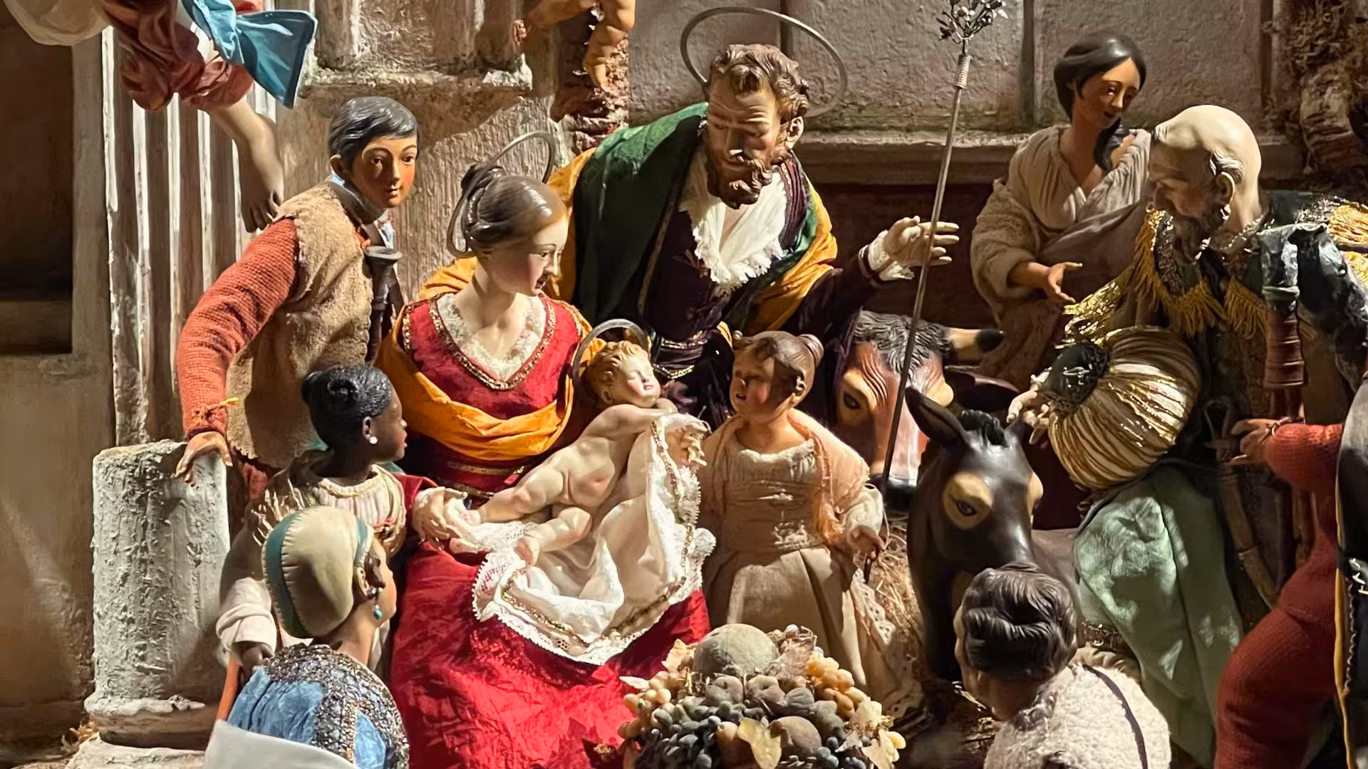 Experience the vibrant nativity scene in Naples' Sanità district, highlighting traditional craftsmanship and cultural heritage.