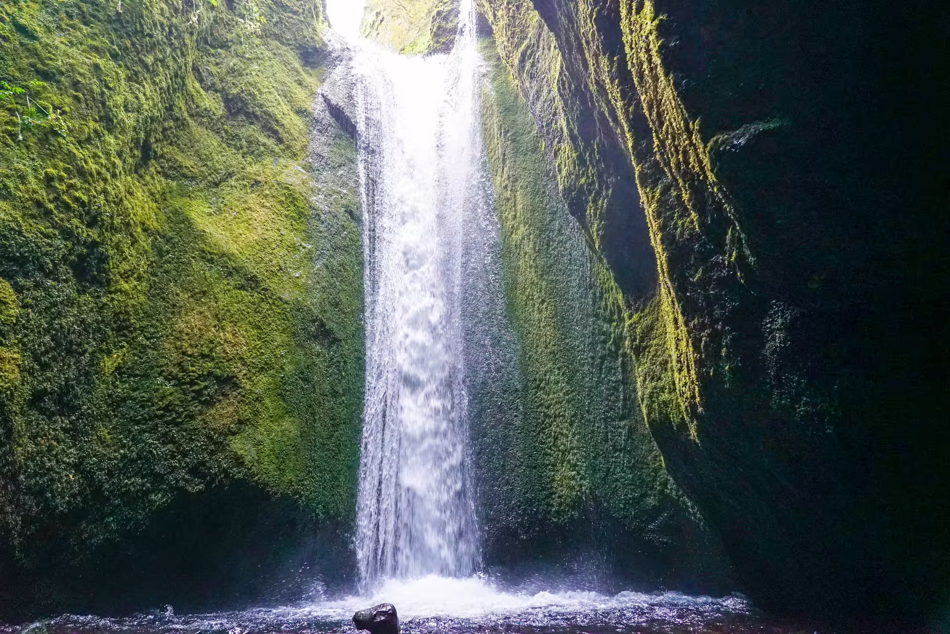 a Hidden waterfall at the end of Nauthúsagil 