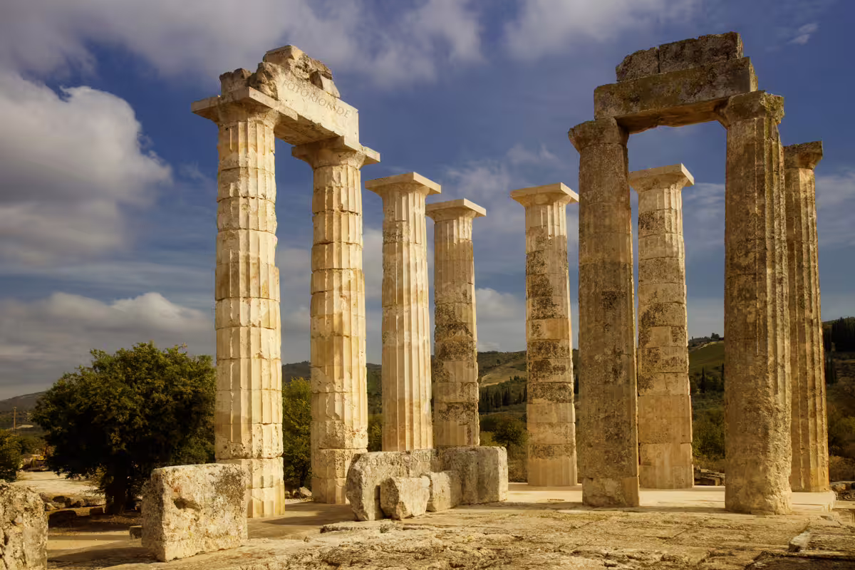 Ancient Nemea Temple of Zeus columns on private wine tour from Athens with Mycenae day trip