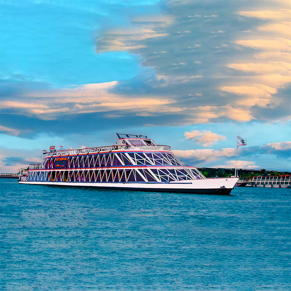 Nile River cruise boat in Cairo at sunset, ideal add-on for 4-day Cairo tour package with hotel stay