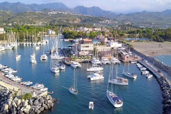 rivate transfer from Palermo Airport to Portorosa, Messina or vice versa