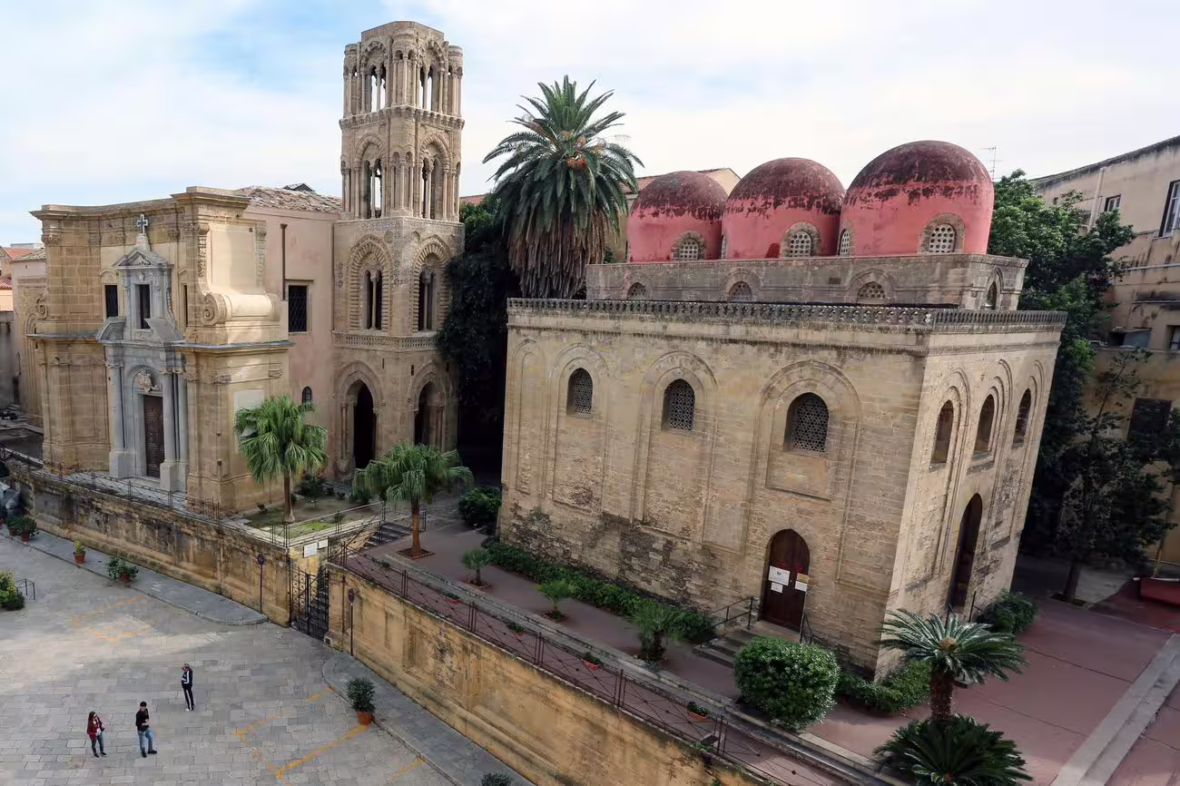 Historic churches of San Cataldo and Santa Maria dell’Ammiraglio in Palermo, visited on private Monreale and Palazzina Cinese tours