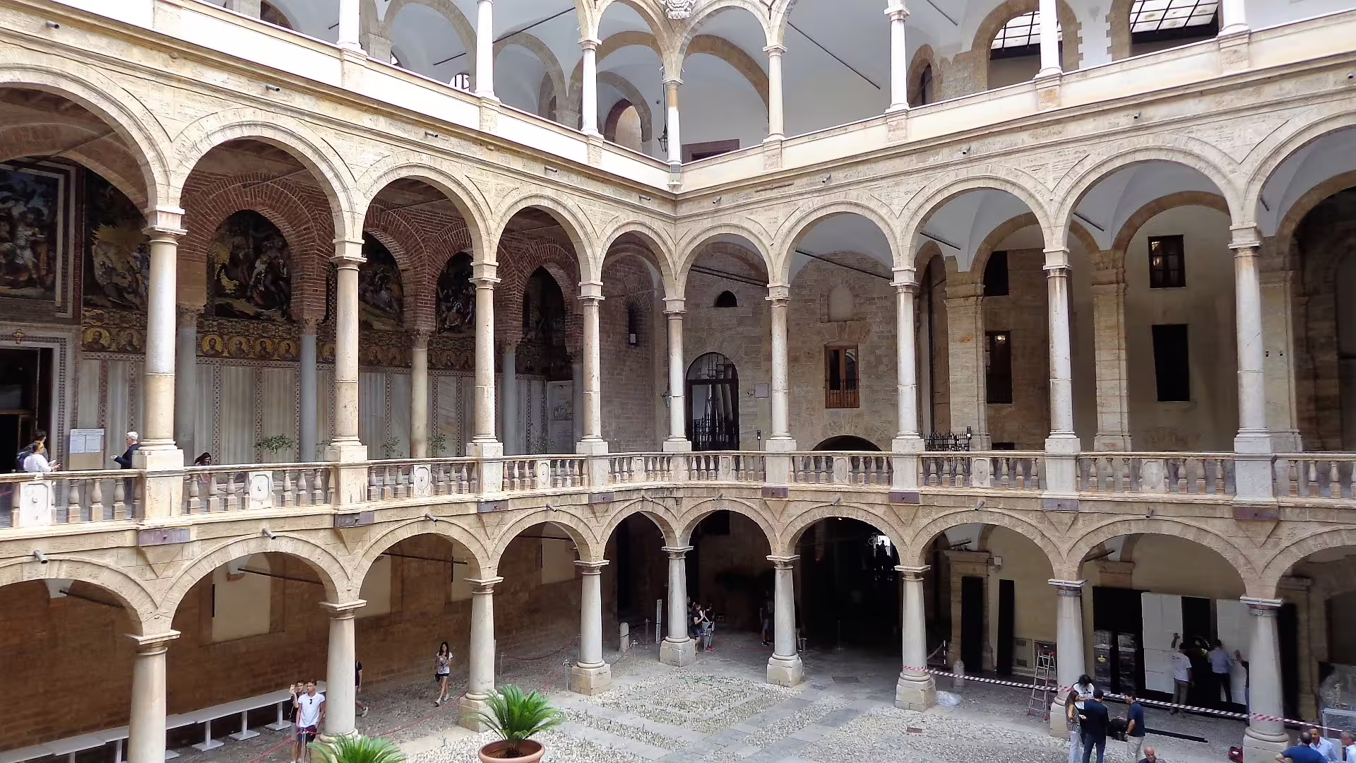 Elegant Renaissance courtyard of Palermo’s Norman Palace visited on a Monreale, Monte Pellegrino and Mondello full-day tour