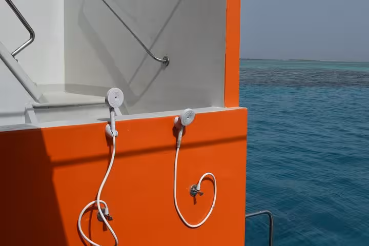 Onboard freshwater rinse showers on Panorama semi-submarine in Hurghada, ideal after Red Sea snorkeling