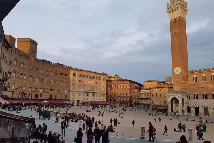 Piazza del Campo in Siena with Torre del Mangia, scenic Tuscany stop on 10-day Italy tour Rome to Venice