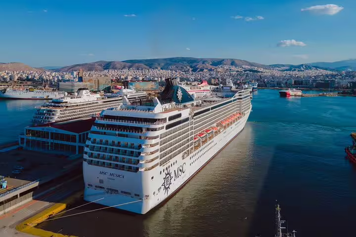 Luxury Mercedes private transfer vehicles for Piraeus Port to Athens city center arrival pickup service