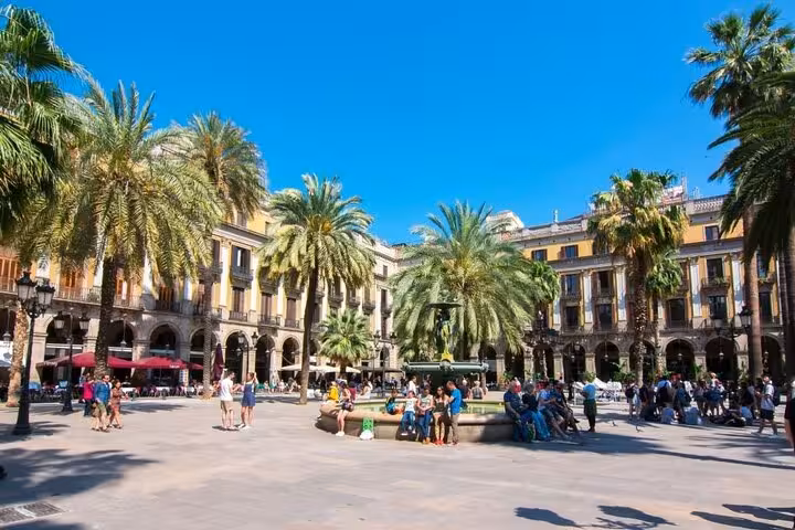 Plaça Reial palm-lined square in Barcelona, a highlight stop on the Gothic Quarter and El Born tour