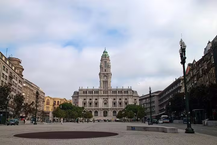 Discover Porto's architectural beauty at the iconic city hall in a bustling square on this historical tour.