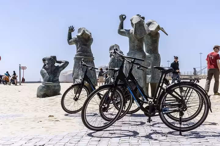 Monument honoring fishermen lost at sea.