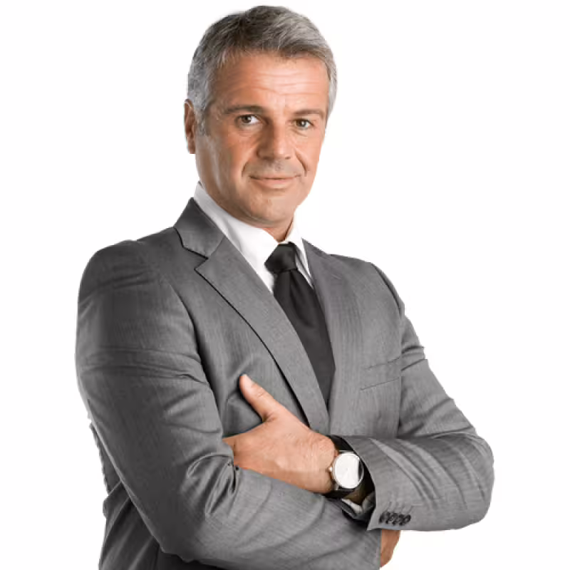 Professional driver in a suit, representing premium car transfer service from Porto to São João da Madeira.