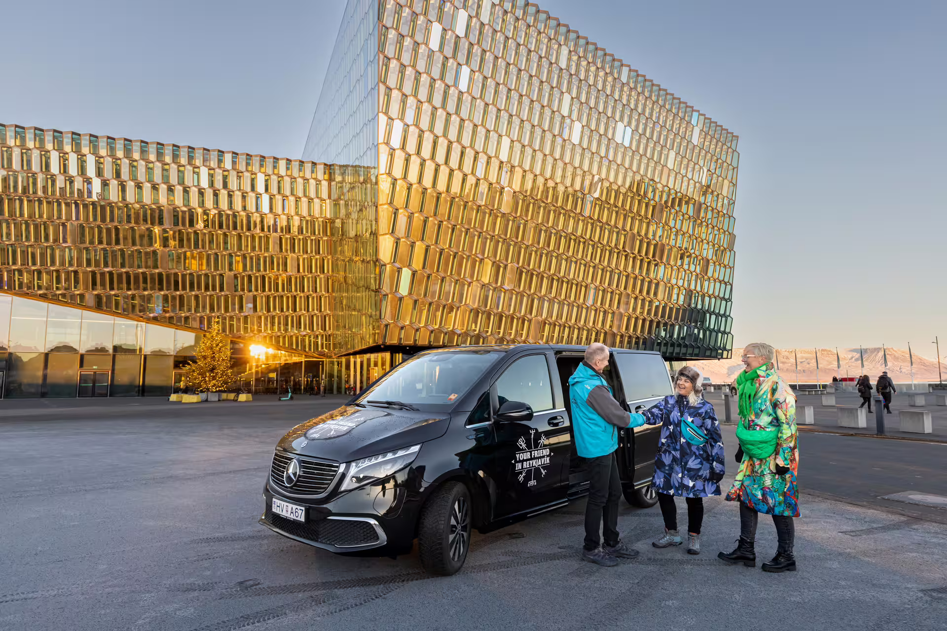 A Guide from Your Friend in Reykjavik introducing themselves to travellers 