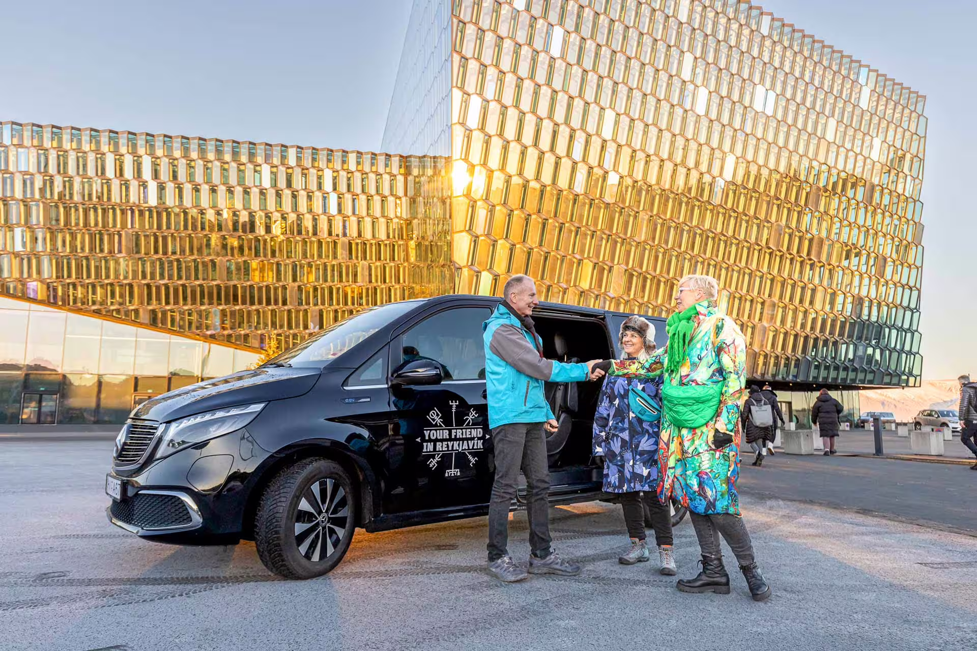 A Tour Guide from Your Friend in Reykjavik introducing themselves to travellers.