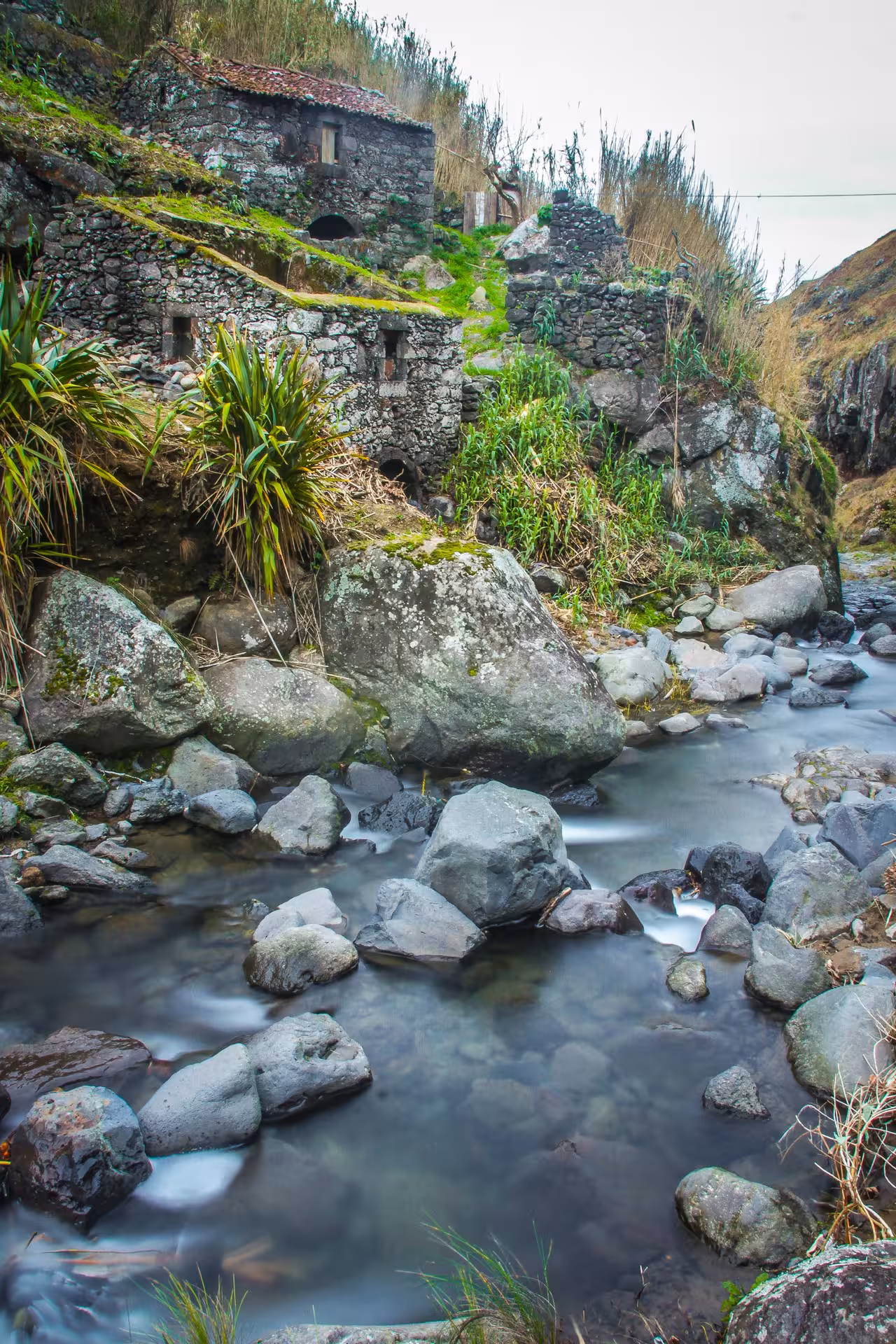Ribeira Funda stream with mossy stone ruins and boulders, scenic HIKE Ribeira Funda - Maia, Azores