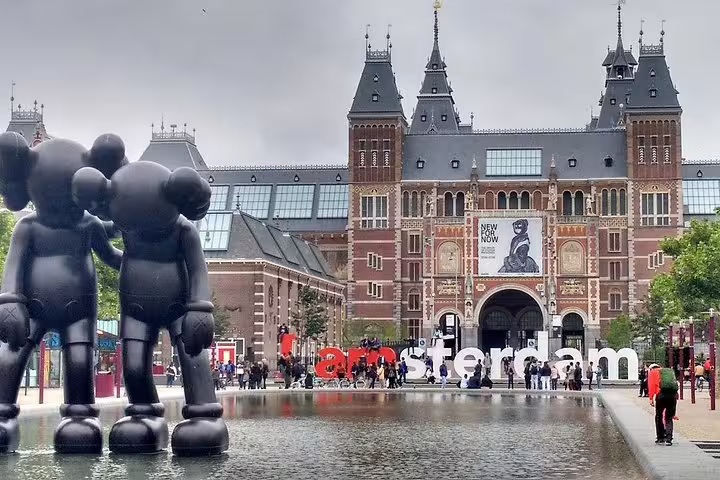 The Rijksmuseum and iconic I amsterdam sign in Amsterdam, perfect for a 2-hour private sightseeing tour.