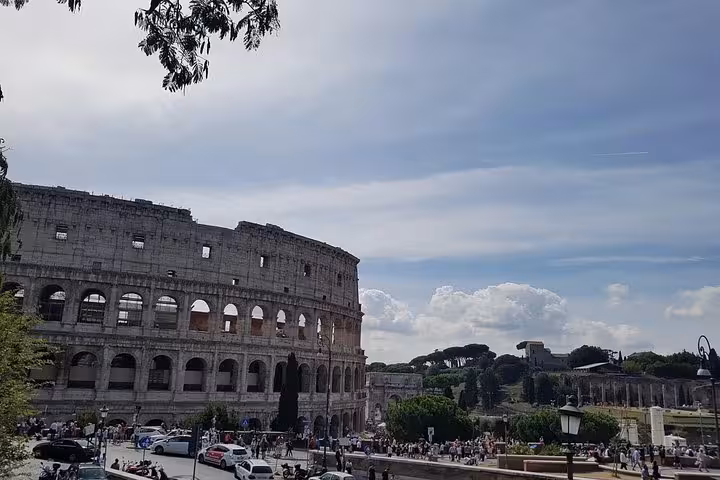 Rome Colosseum exterior view, iconic stop on 10-day private Italy tour from Rome to Venice