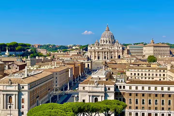 Panoramic view of St Peter’s Basilica and Vatican City skyline on a private Rome city tour with chauffeur and guide
