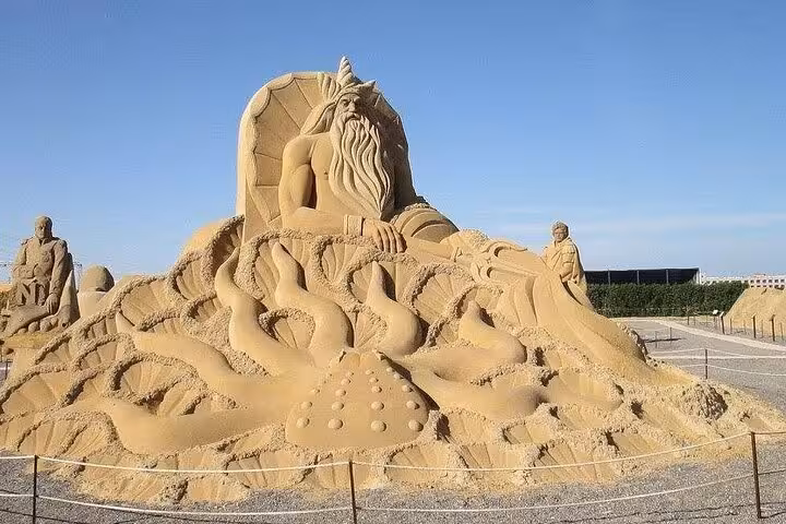 Large sand sculpture at Sand City Hurghada, guided visit with tickets and private transfer from Hurghada