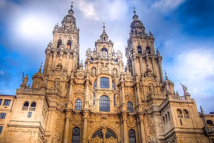 Santiago de Compostela Cathedral facade, key stop on Three Shrines Pilgrimage tour from Fátima to Nazaré