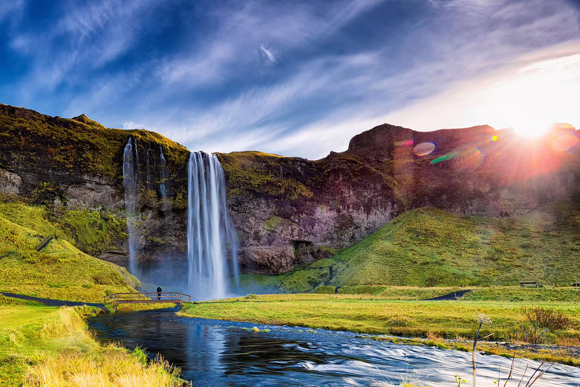 Seljalandsfoss waterfall