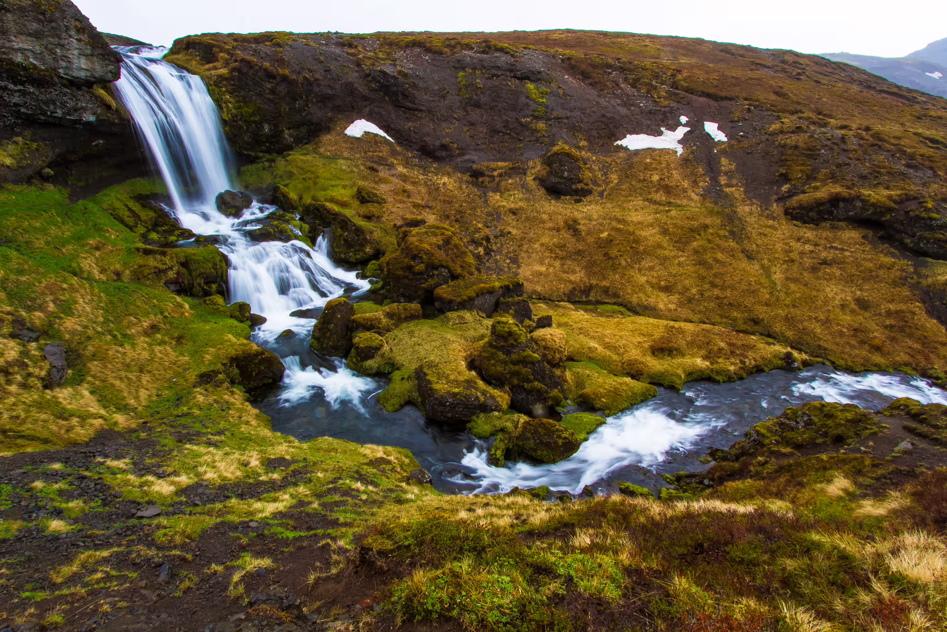 Selvallafoss waterfall