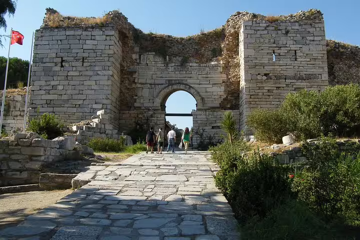 Comfortable air-conditioned tour minibus seats for 5-day Seven Churches of Asia Minor itinerary in Turkey
