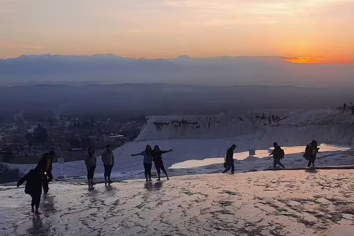 Sunset in Pamukkale 