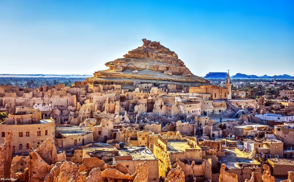 Shali Fortress and mud-brick old town in Siwa Oasis, Egypt, featured on one-day tour from Marsa Matrouh